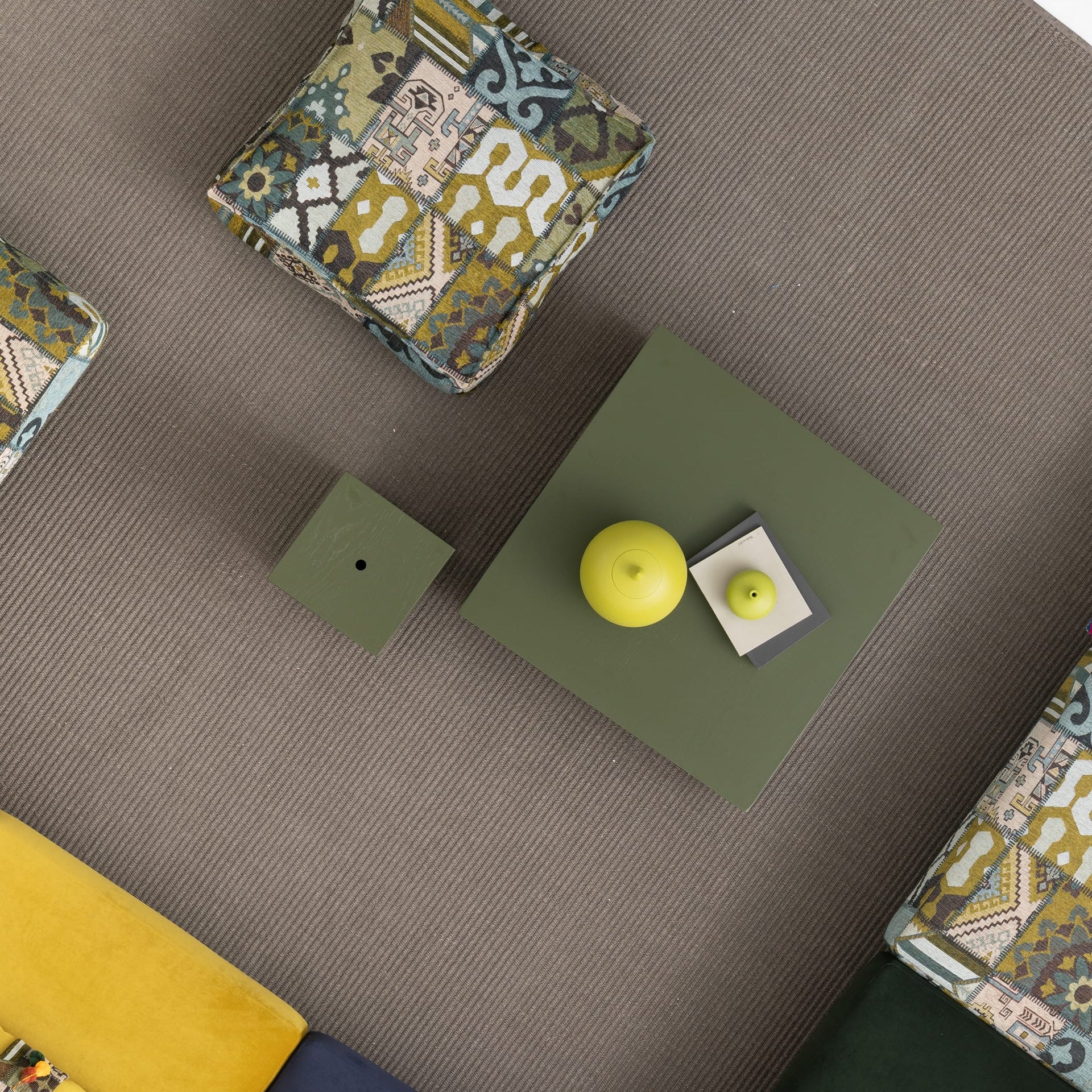 Olive Ethnic Gemustertes Bodenkissen-Puff